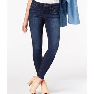 Joes Jeans Icon Ankle Skinny 24